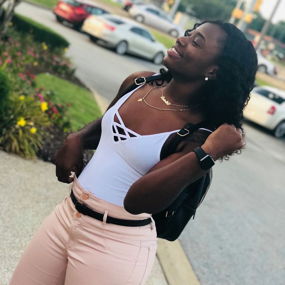Meet your Posher, Kayoncia